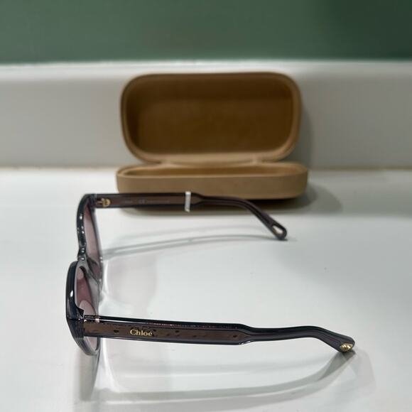 Chloe Willow 55 mm Cat Eye Sunglasses Black with purple lenses - Picture 3 of 10